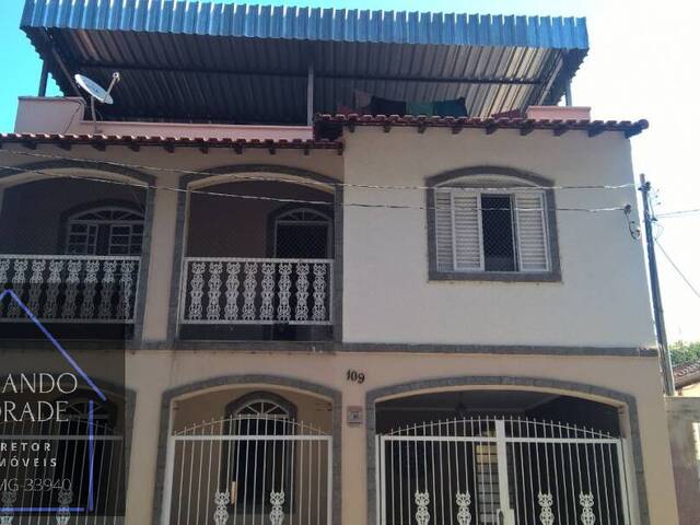 #718 - Casa para Venda em Pouso Alegre - MG - 1
