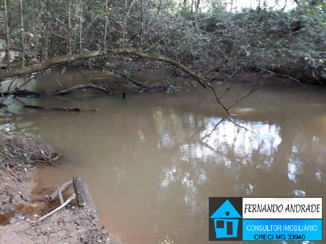 #1745 - Área para Venda em Congonhal - MG