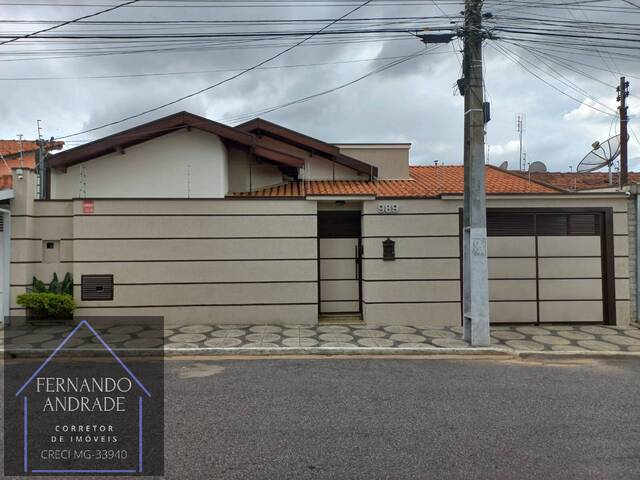 #2055 - Casa para Venda em Pouso Alegre - MG