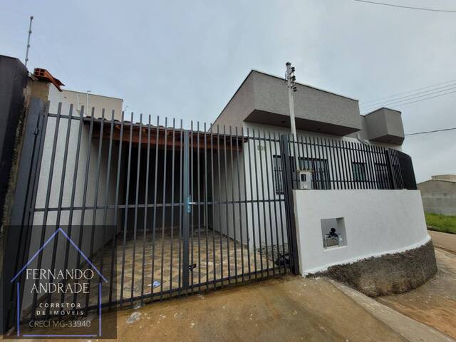 #2075 - Casa para Venda em Pouso Alegre - MG - 1