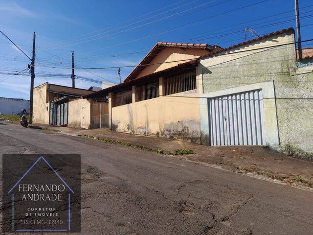 #2672 - Casa para Venda em Pouso Alegre - MG