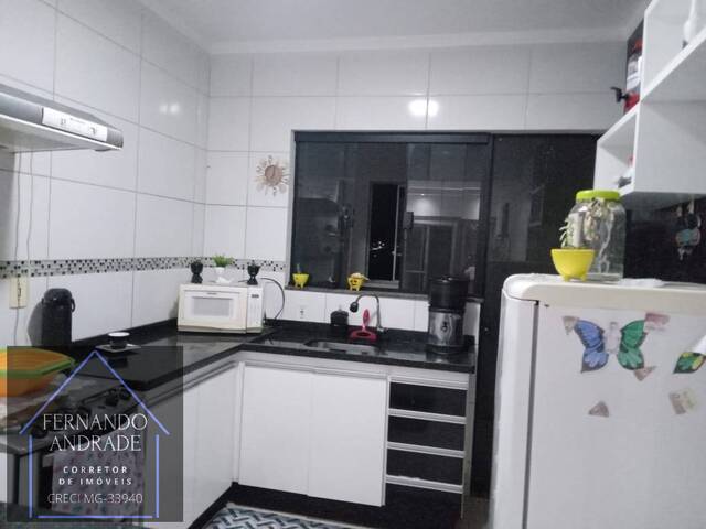 #2769 - Apartamento para Venda em Pouso Alegre - MG - 1