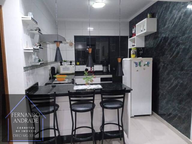 #2769 - Apartamento para Venda em Pouso Alegre - MG - 3