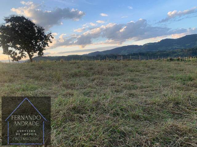 Terreno para Venda em Congonhal - 5