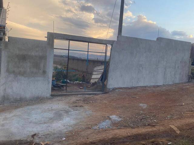 Venda em Estância Vergani - Pouso Alegre