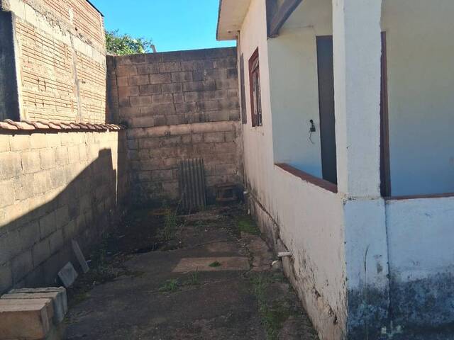 Casa para Venda em São Sebastião da Bela Vista - 4