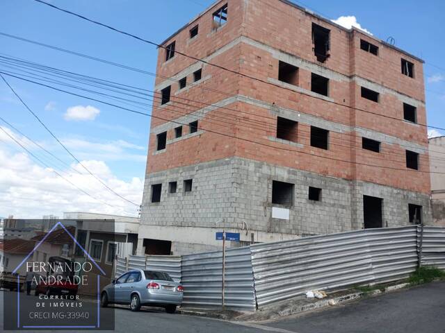 #3221 - Apartamento para Venda em Pouso Alegre - MG - 1