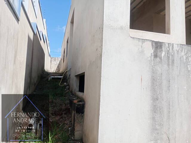 #3222 - Casa para Venda em Pouso Alegre - MG - 3
