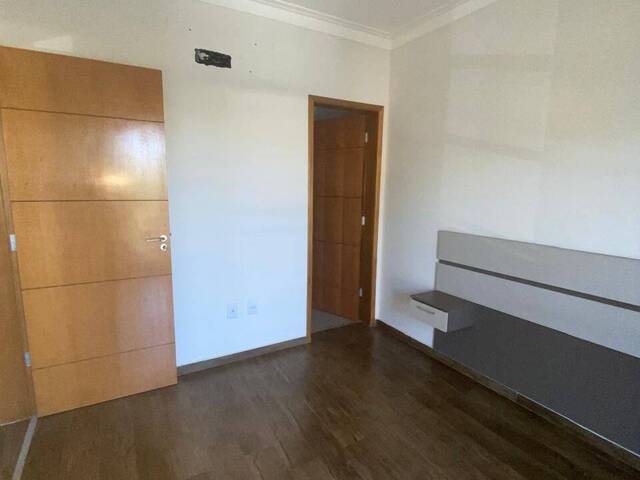 Apartamento para Venda em Pouso Alegre - 4