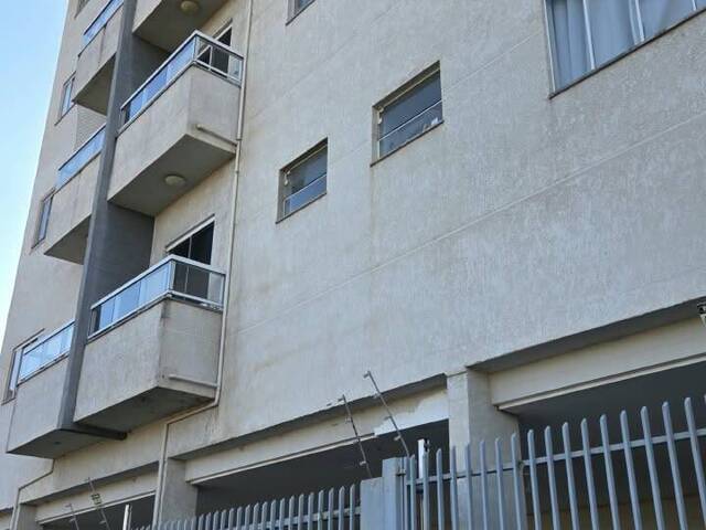 #3292 - Apartamento para Venda em Pouso Alegre - MG - 2